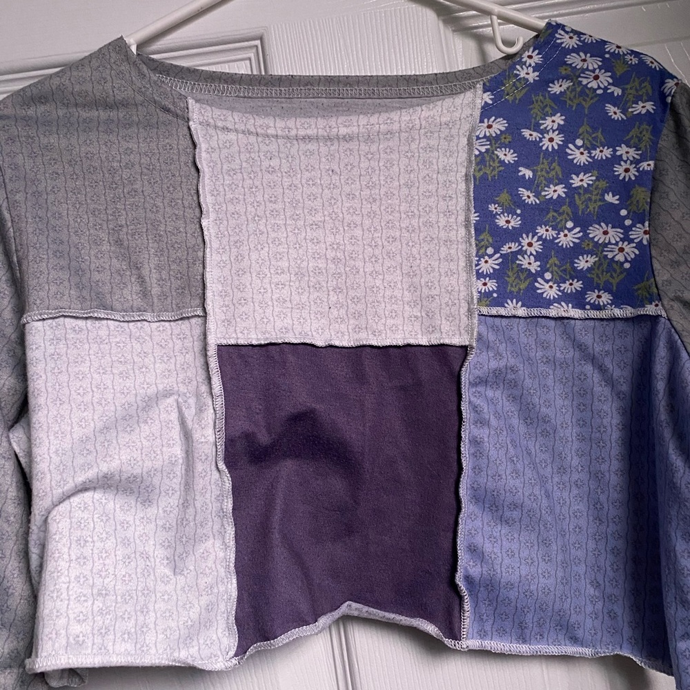 Patchwork Crop Top - Picture 2 of 4